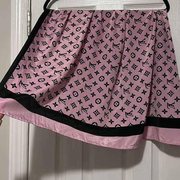 PINK AND BLACK PATTERN PURSE SCARF - Picture 4 of 4